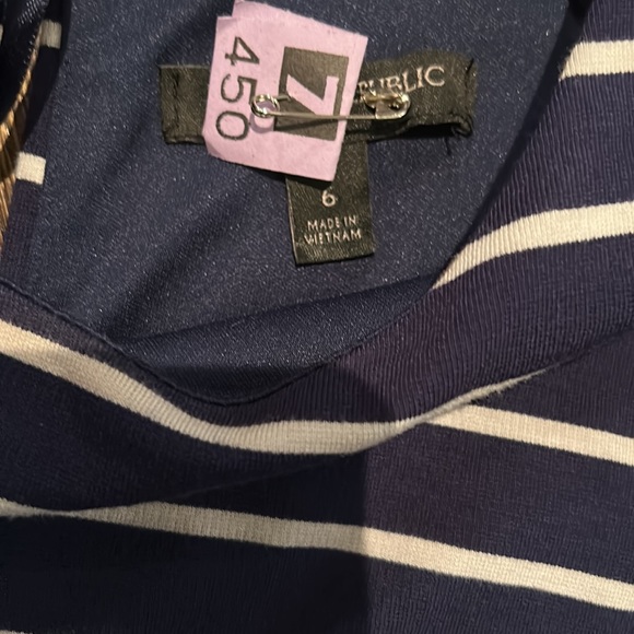 Classic summer dresss - Picture 2 of 3